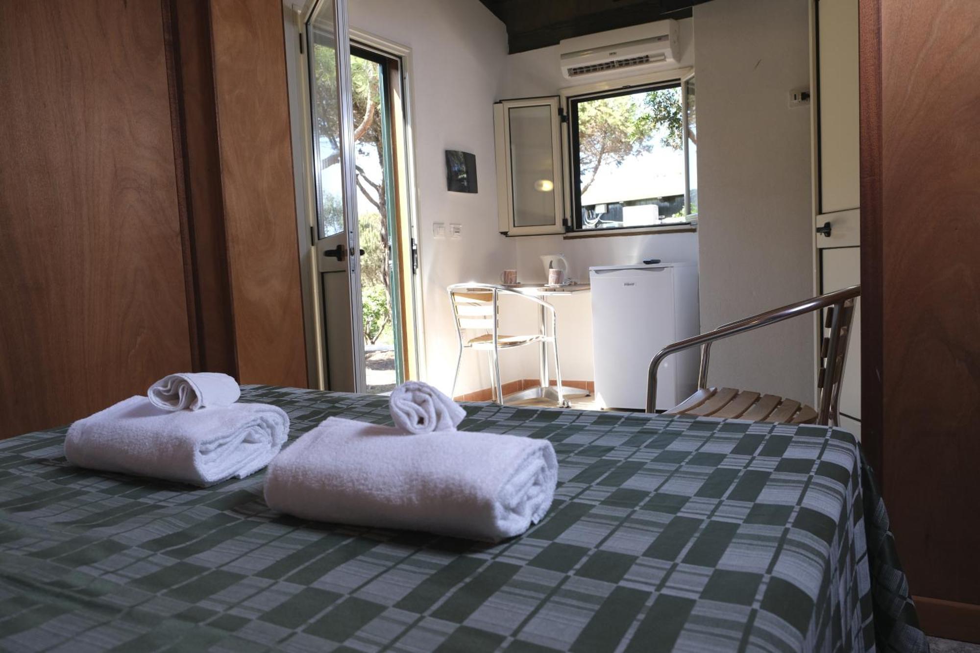 Villaggio Camping Torre Del Porticciolo Porto Conte Oda fotoğraf